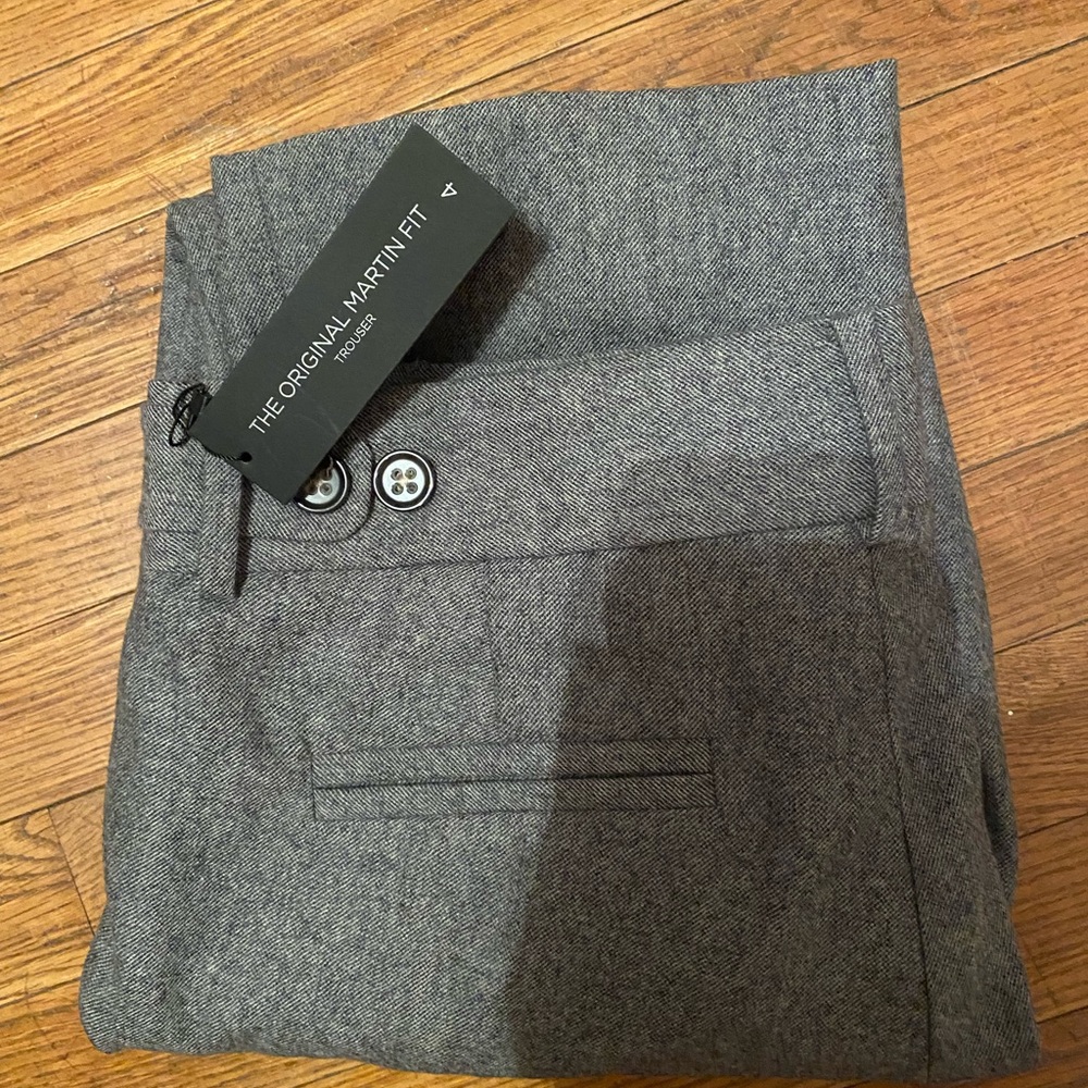 ✨LAST CHANCE BEFORE DONATION!✨  NWT Banana Republic Trousers